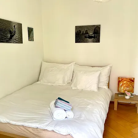 8 Minutes Walking From Train Station Daire Lozan