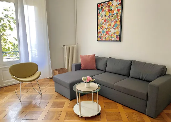 8 Minutes Walking From Train Station Apartament Lozanna