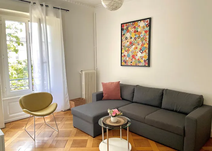 Apartmán 8 Minutes Walking From Train Station *
