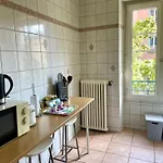 Apartamento 8 Minutes Walking From Train Station Lausana
