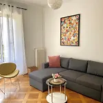 Apartamento 8 Minutes Walking From Train Station *