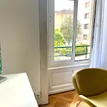 8 Minutes Walking From Train Station Apartamento Lausana